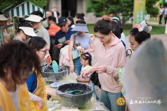 龙舟竞渡耀端午2025嘉兴端午民俗文化节开幕(图3)