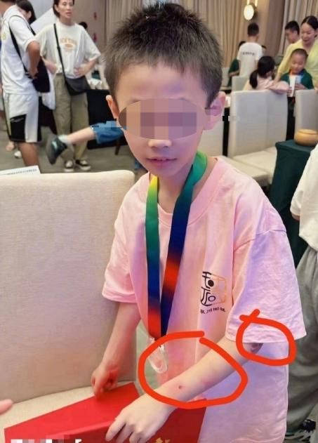 9岁围棋少年坠亡再调查：父亲发声｜红星深度(图6)