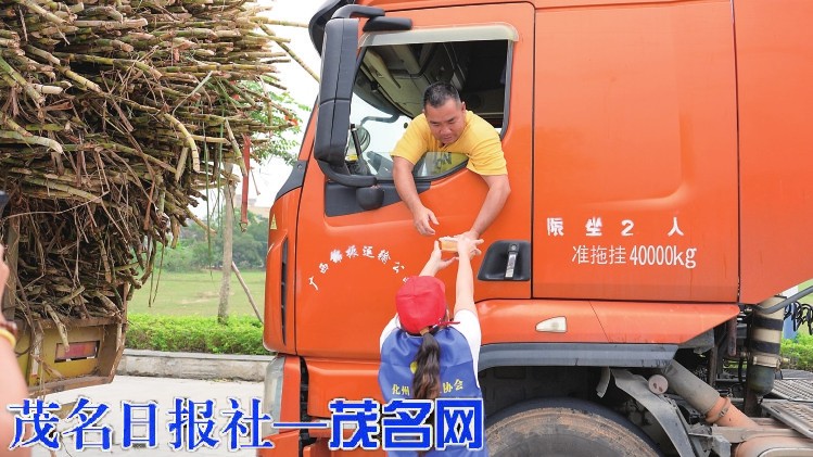 “不能让蔗农的辛苦打水漂” 一个茂名民营制糖企业的“甜蜜”担当(图4)