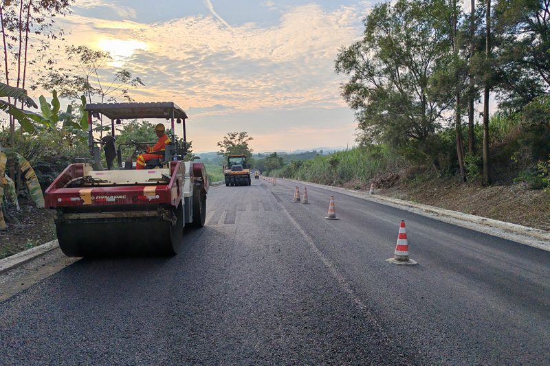 全力护航“甜蜜路” 榨季运输有保障(图1)