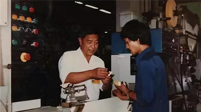 1995年褚映群在洛阳看守所自杀被抓前曾嗅到危机力劝父亲退休(图6)