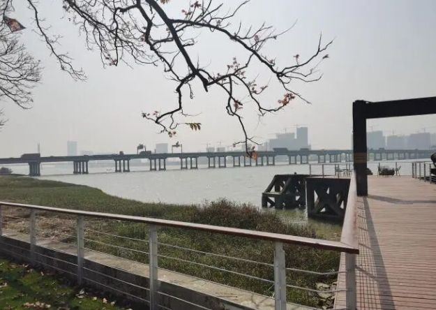 热搜好房！广州南沙华宇凤凰艺术岛官方售楼处发布：营销中心(图1)