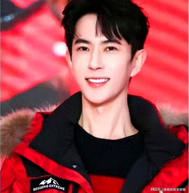 于朦胧去世仅48小时恶心的一幕接连发生多位明星大佬都被牵连(图1)