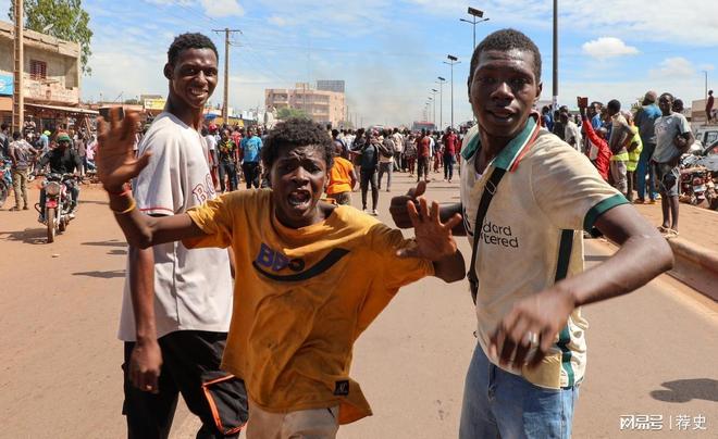 马里战乱失控！美国侨民被困黄金锂矿背后大国博弈(图5)