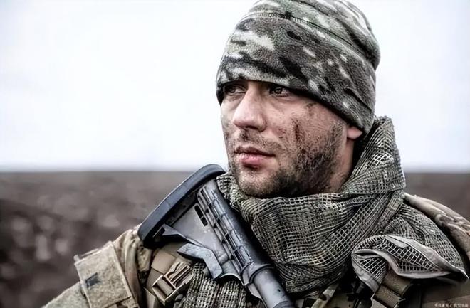 绝境生机马里首都恐怖分子围城数百辆中国火炮装甲车惊现战场(图7)