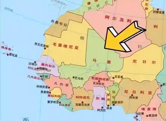 绝境生机马里首都恐怖分子围城数百辆中国火炮装甲车惊现战场(图2)