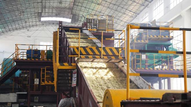 广西凤糖六塘制糖有限责任公司今天开榨(图1)