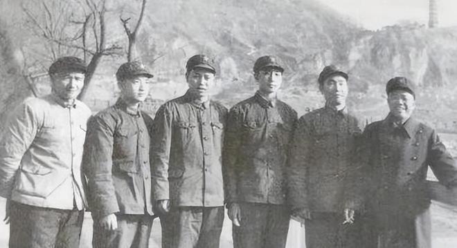 韩先楚找老乡李先念批条子却被婉拒韩：首长这风格太不像你(图4)