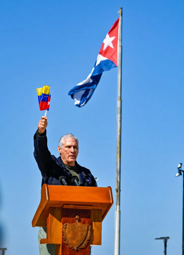 危急存亡关头的古巴为什么与中国人有关？(图1)